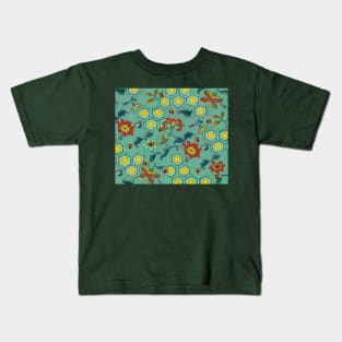 HONEY BEES,BEEHIVES,SPRING FLOWERS BEEKEEPER Red Green Yellow Kids T-Shirt